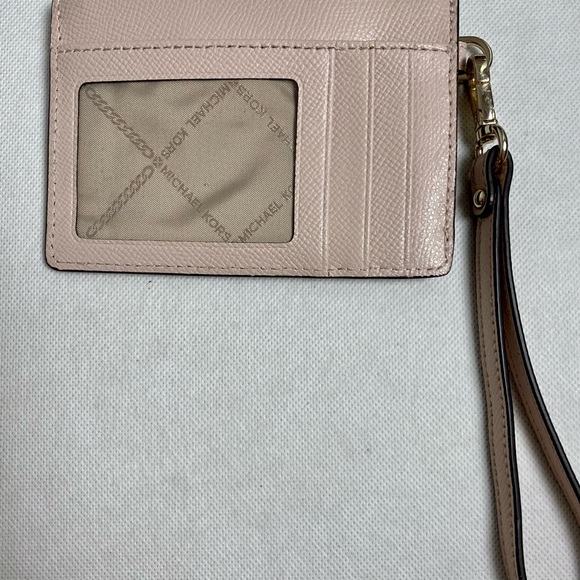 Michael Kors coin purse - Picture 9 of 14
